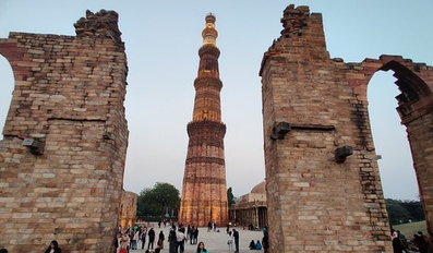  Qutub Minar landed in the courts